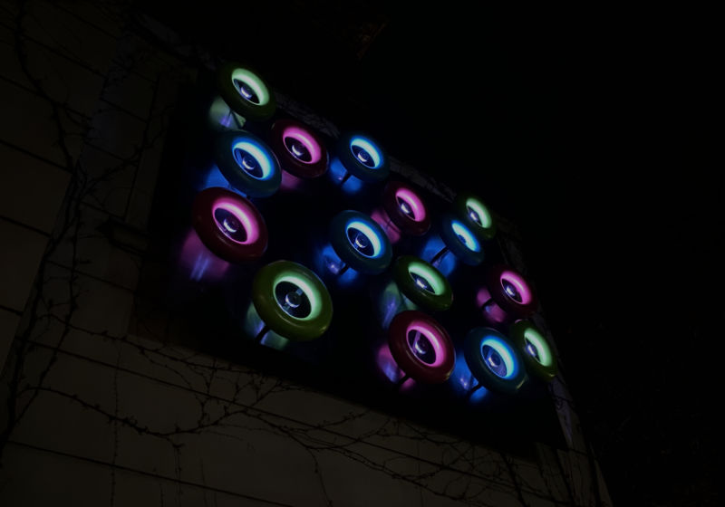 Nils V&ouml;lker - Floating Rings