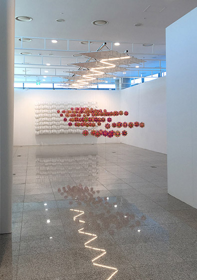 Nils V&ouml;lker - Five Pairs