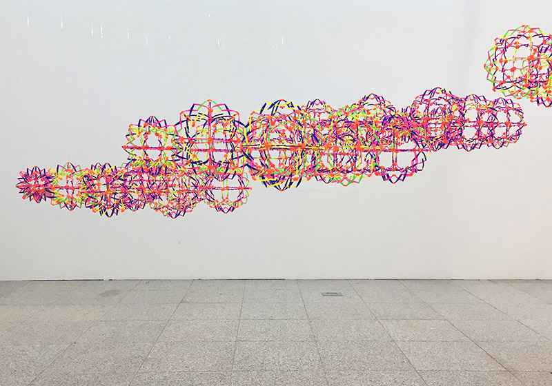 Nils V&ouml;lker - Five Pairs