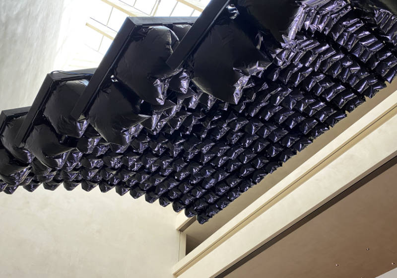 Nils V&ouml;lker - Two Hundred and Seventy - black